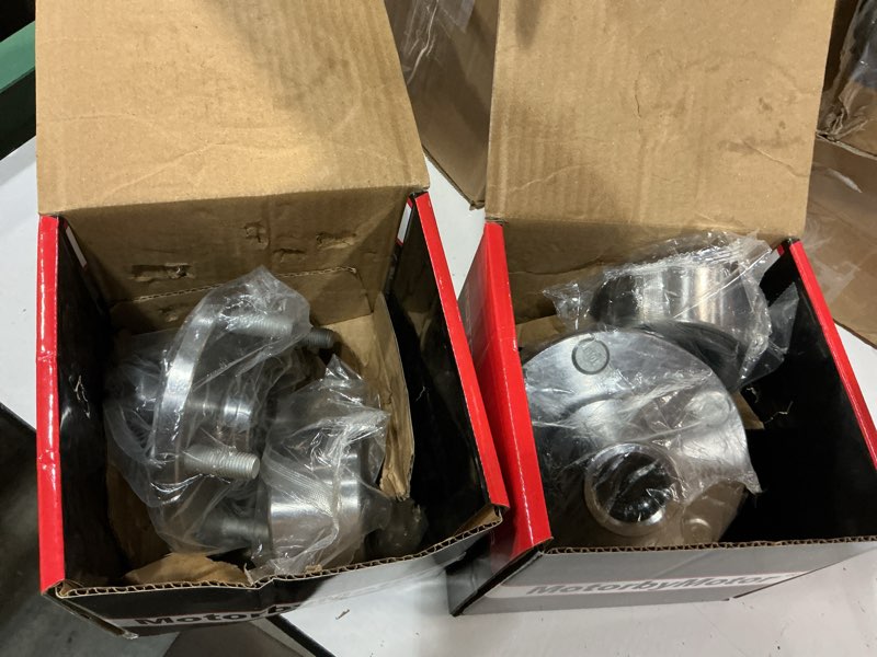Condition photo showing Good Condition for motorbymotor 2pk 930-400 front wheel bearing and hub assembly with 5 lugs fits for toyota camry avalon venza sienna, toyoto highlander (2wd), lexus es300h es350, heavy duty hub bearing assembly-510063