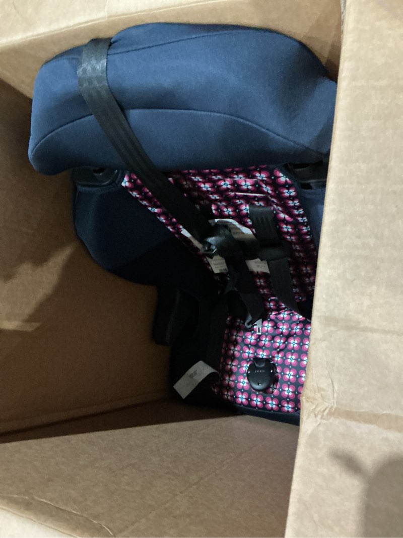 Condition photo showing Good Condition for finale 2-in-1 booster car seat
