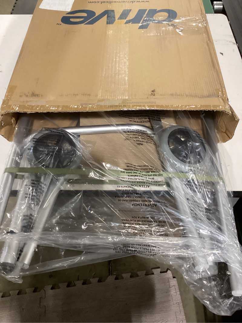 Condition photo showing Good Condition for Walker Adlt 2but w/5 whl.1/ea