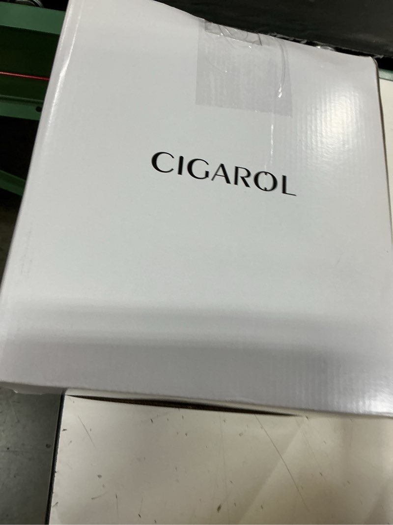 Condition photo showing New/Like New for cigarol cigar humidor, glass top desktop humidor case with digital hygrometer & humidifier, spanish 
