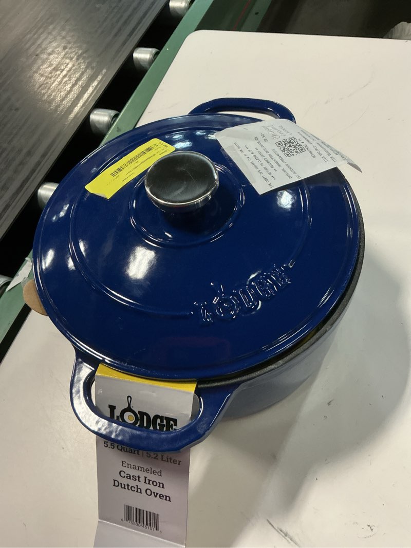 Condition photo showing Good Condition for lodge cast iron 5.5qt oyster blue  enameled dutch oven