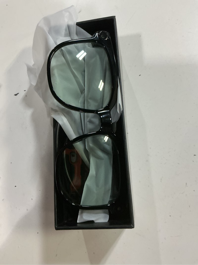 Condition photo showing Good Condition for smart glasses with camera ai upgraded& audio, photochromic lenses, real-time translation, ai object recognition, voice assistant, blue light glasses suitable for business, travel and outdoor use