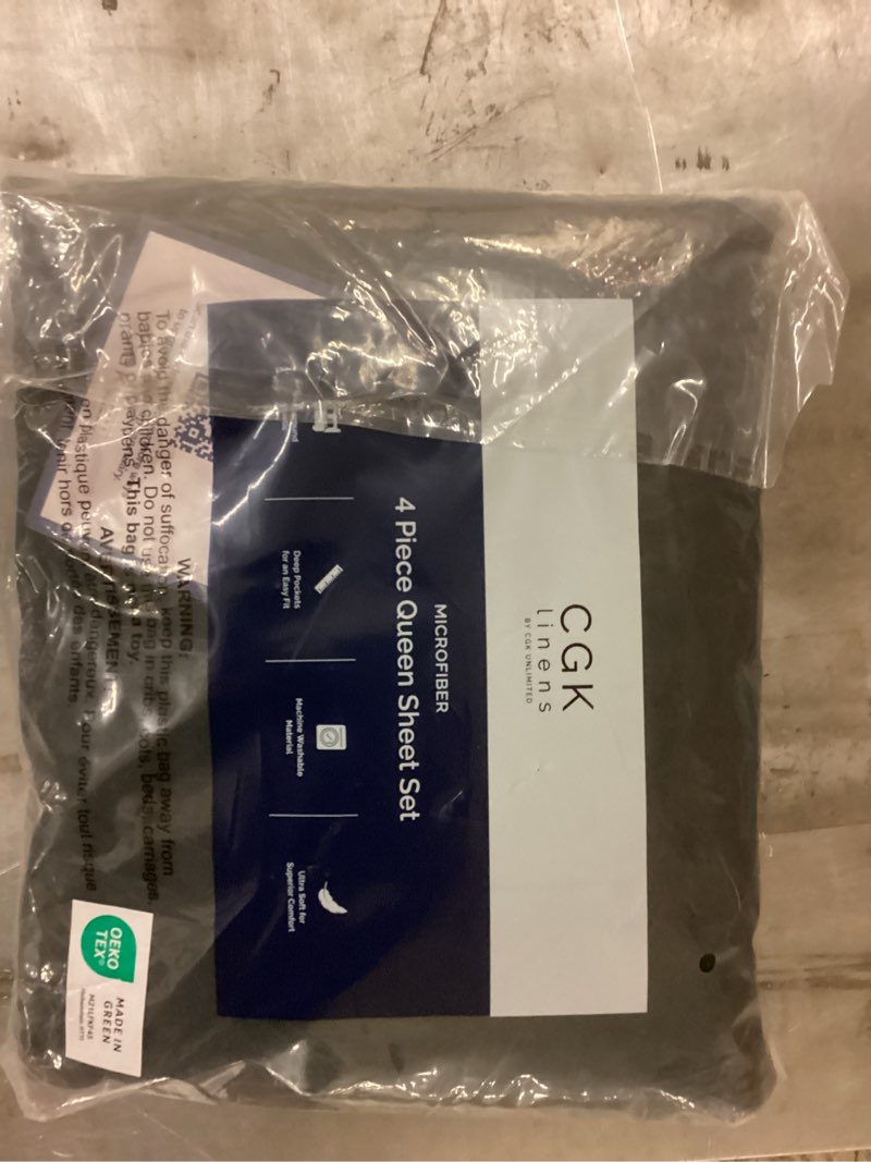 Condition photo showing New/Like New for queen size flat sheet - pack of 4 top flat bed sheet only - ultra-soft, comfy breathable & cooling - hotel quality, fade & wrinkle free - easy-care, stain & shrink resistant bedding - oeko-tex - black queen 08 - black 4