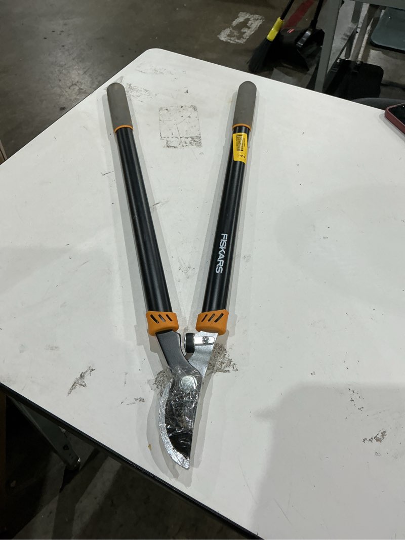 Condition photo showing As Is for fiskars 21.5-in steel bypass lopper