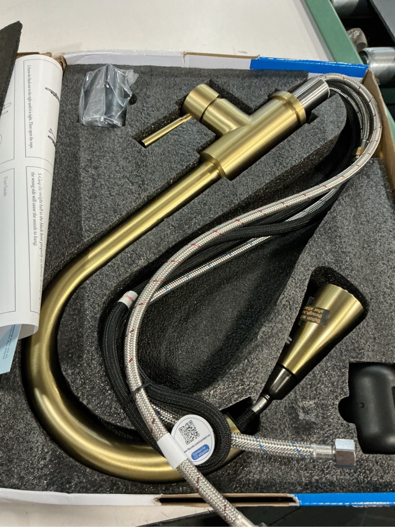Condition photo showing Good Condition for wewe kitchen faucets with pull down sprayer, stainless steel single handle 1 hole for family kitchen commercial camper laundry rv bar, gold classic(without deck plate) gold