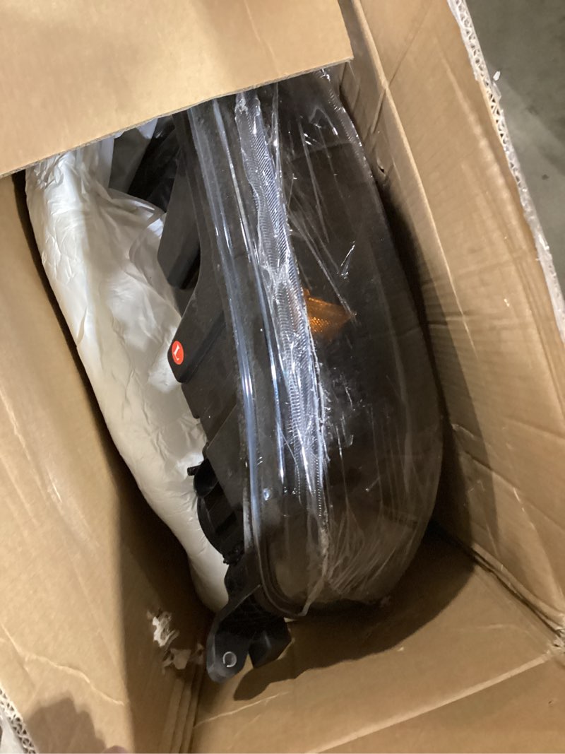 Condition photo showing Good Condition for led headlamp assembly fit for 2008-2016 kenworth t170 t270 t370 t440 t470 t660 t800, replacement headlights left & right pair, durable housing, high-intensity beam