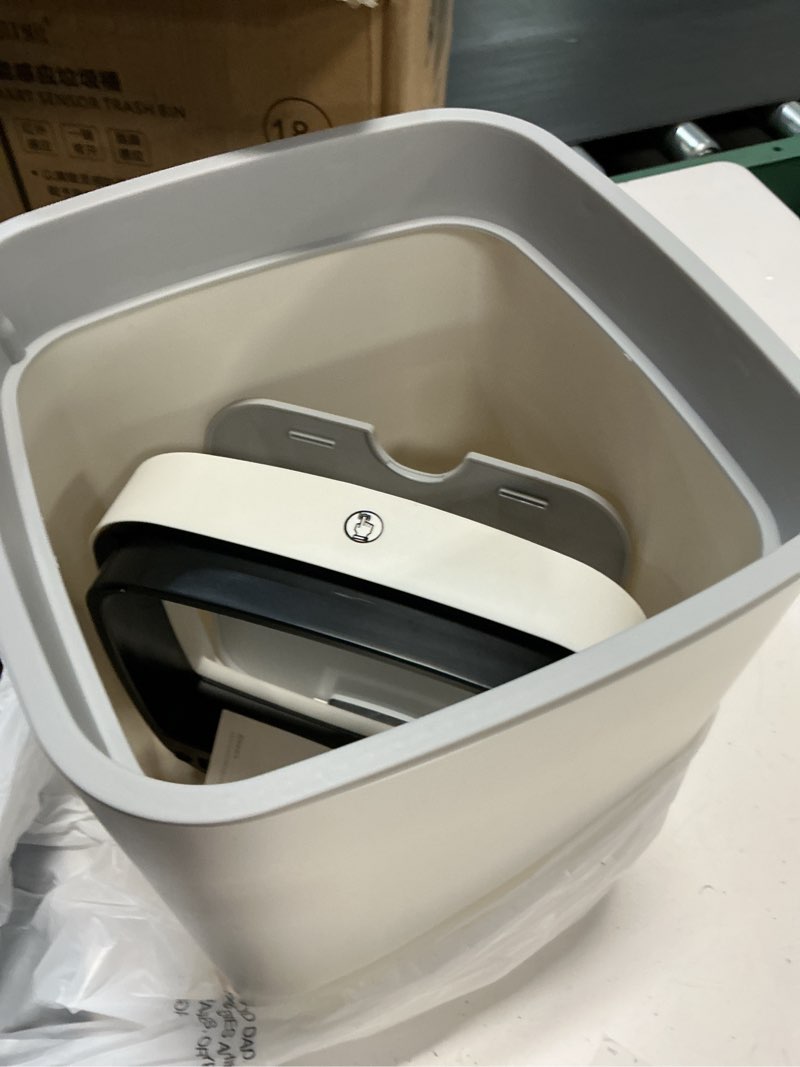 Condition photo showing New/Like New for sensor trash can automatic trash can garbage can 4.7 gallon metal touchless automatic pearl white waste bin for office bathroom