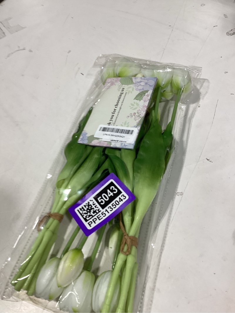 Condition photo showing New/Like New for 15pcs artificial tulips flowers,latex bouquet, fake tulips for office wedding party home kitchen garden decoration(white,15pcs) a style-15pcs white 15pcs(no vase)