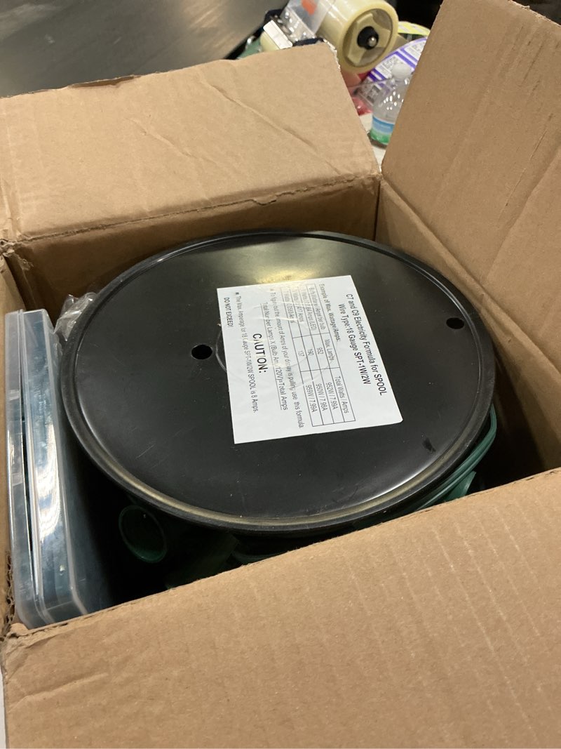 Condition photo showing Good Condition for Fovths 100 Ft C9/E17 Christmas Light Sockets Set Outdoor UL Listed String Light Include 100 E17 Socket with 100 Clips, 10 Female Male Plug, Stringer Spool Christmas C9 Green Wire for Patio Event Decor