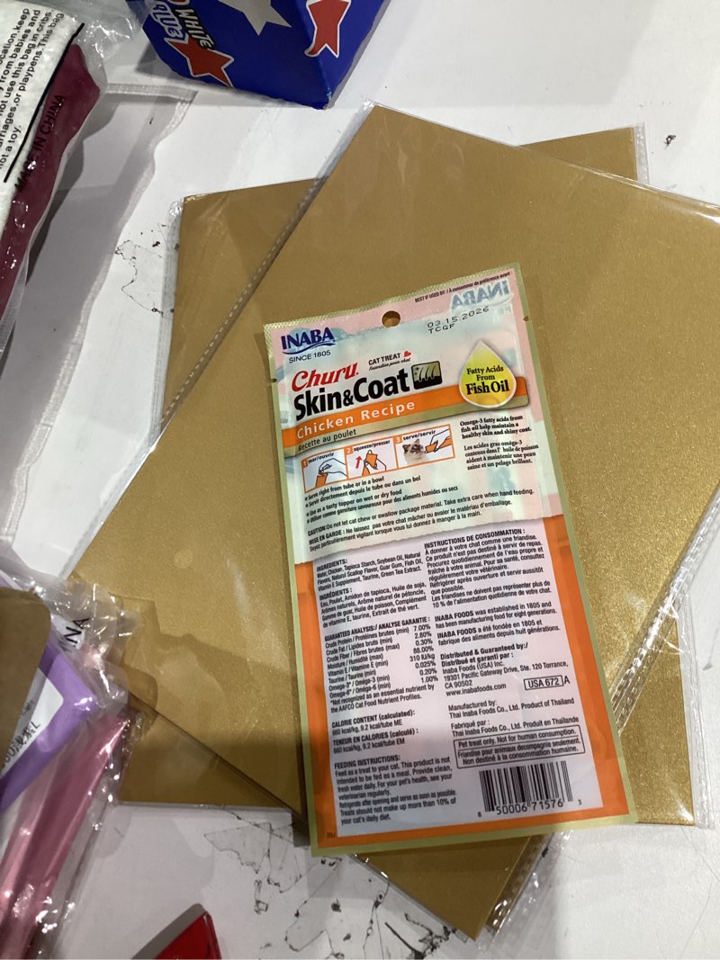 Condition photo showing New/Like New for INABA Churu Lickable Purée Natural Cat Treats for Skin and Coat with Omega Oils, Taurine and Vitamin E, 0.5 Ounces Each - Chicken Recipe (4 Tubes) Skin & Coat Chicken Recipe 2 Fl Oz (Pack of 1)