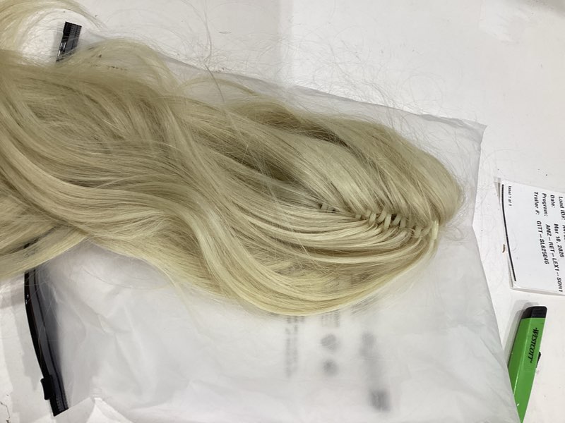 Condition photo showing New/Like New for ALXNAN Ponytail Extension,24 Inch Claw Clip in Long Curly Wavy Platinum Blonde Ponytail Hair Extension Jaw Clip on Pony Tails Hairpiece for Women 24 Inch Platinum Blonde