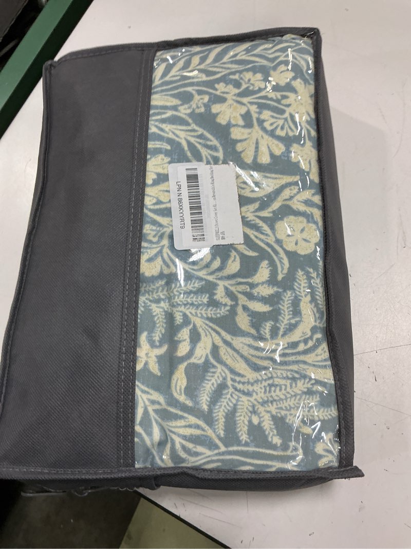 Condition photo showing New/Like New for sleepbella duvet cover king size, 600 thread count cotton beige & bluish grey printed with luxurious leaves pattern reversible botanical comforter cover sets, bedding set 3pcs (king, beige paisley) king 104"x90" beige paisley