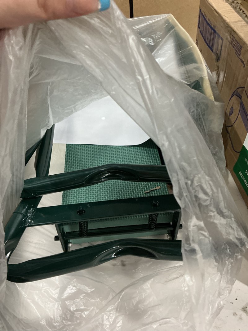 Condition photo showing New/Like New for garden kneeler/seat