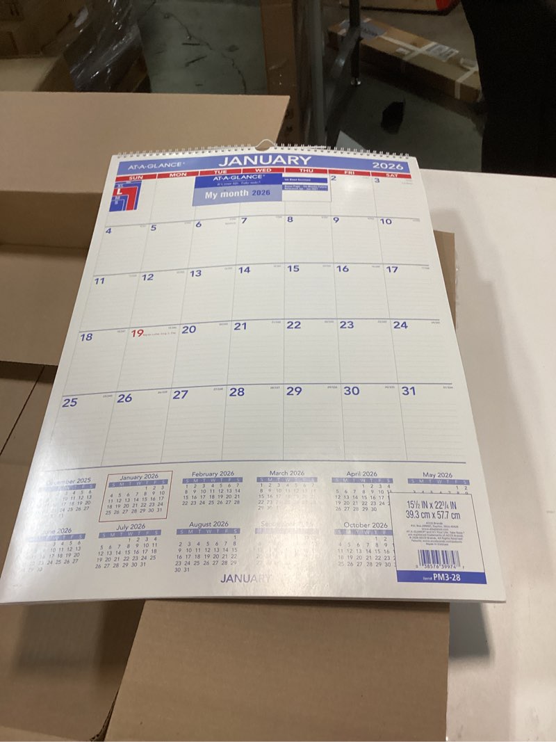 Condition photo showing Good Condition for at-a-glance 2026 wall calendar, 15-1/2" x 22-3/4", large (pm32826)