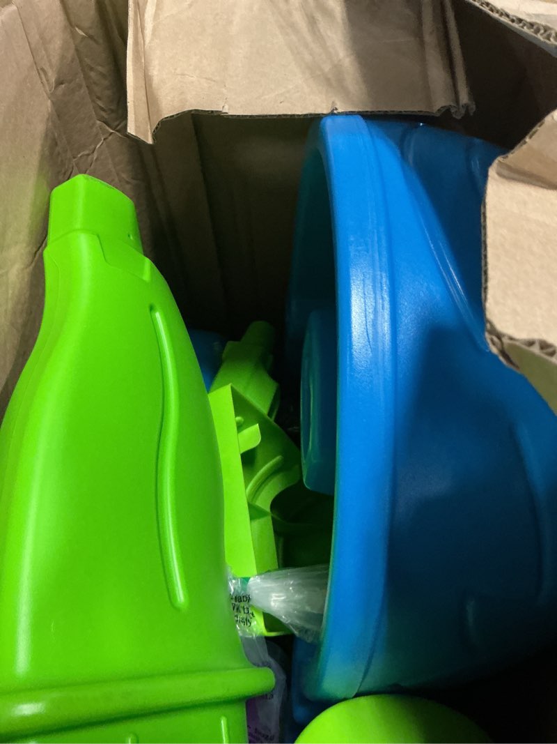 Condition photo showing Good Condition for step2 rain showers splash pond water table with cover, kids water and sand activity sensory playset, summer outdoor toys, 13-piece water toy accessories, for toddlers 1.5+ years old, blue & green rain showers splash pond with cover