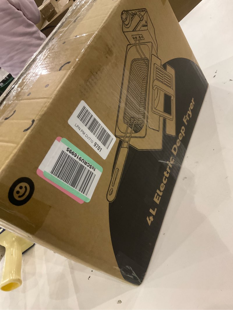 Condition photo showing As Is for Electric deep fryer 4L capacity 