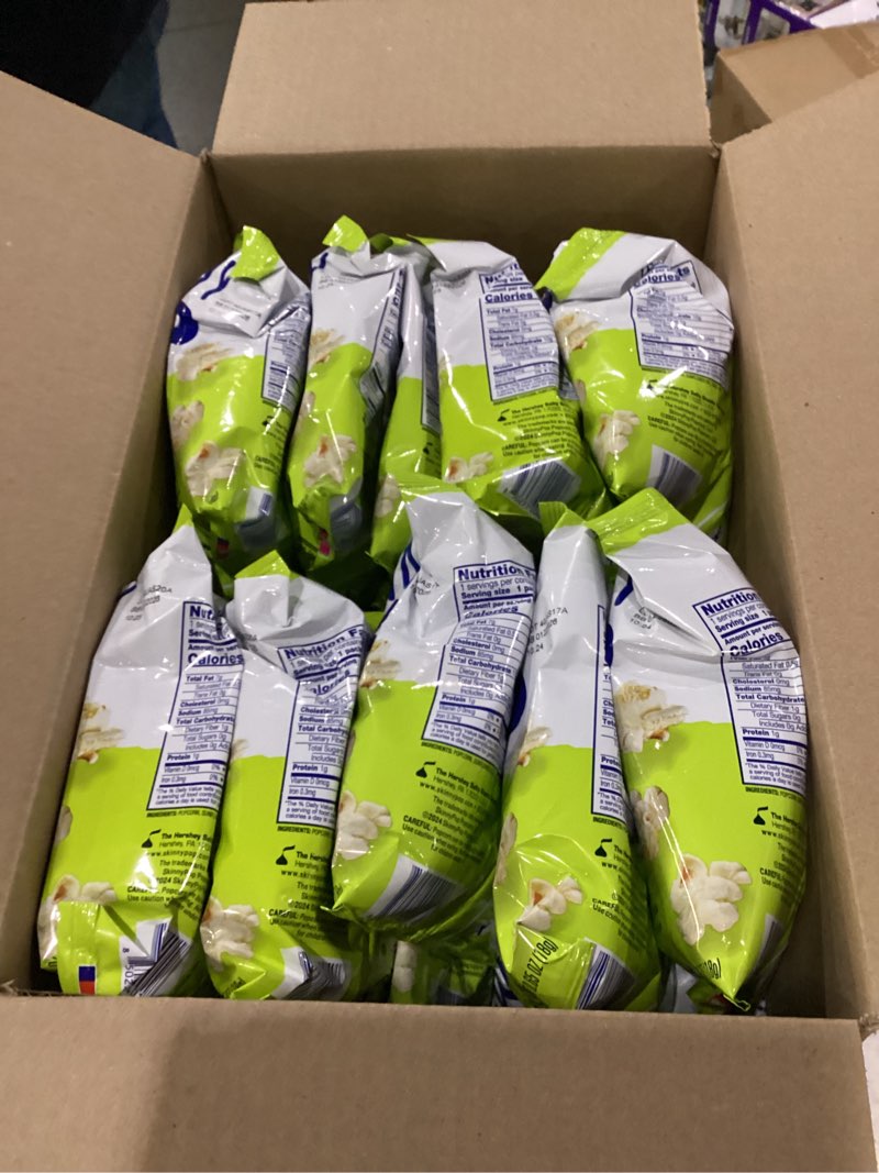 Condition photo showing New/Like New for skinnypop popcorn, original, whole grain, dairy-free snack, 0.65oz bags (30ct) original 0.65 ounce (pack of 30)