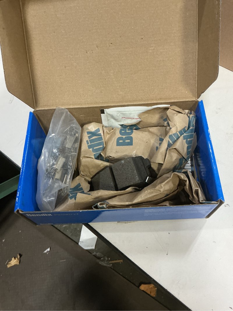 Condition photo showing Good Condition for bendix priority1 cfc2034 ceramic rear brake pads compatible with hyundai kona 2022-2018, kia seltos 2023-2020 cfc2034 cfc2034