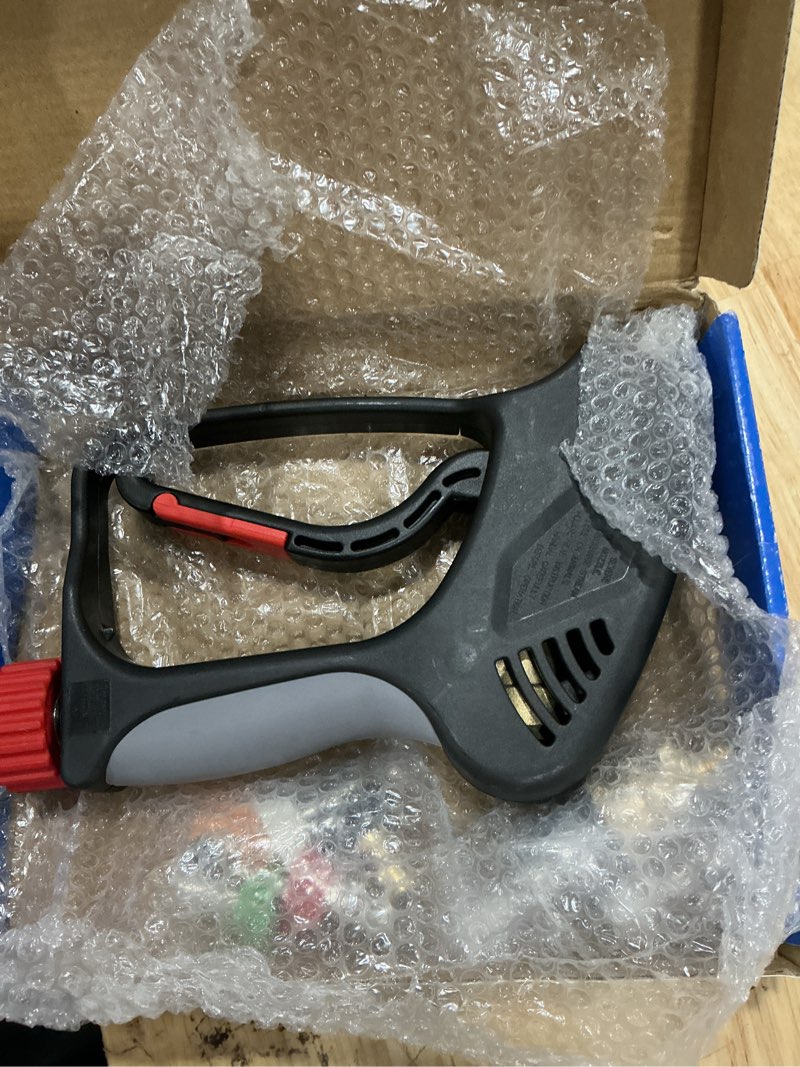 Condition photo showing New/Like New for toolcy pro short pressure washer gun 5000 psi with 360° swivel,3/8" quick connect inlet, power washer gun with 1/4" quick connect outlet, includes 3/8" qc to m22-14mm adapter & 5 nozzle tips brass short gun