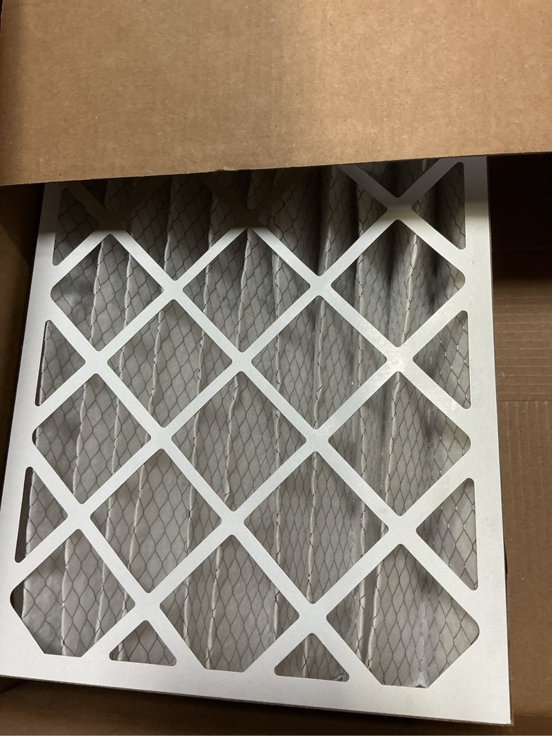 Condition photo showing Good Condition for Similar Aerostar 16x25x4 MERV 8 Air Filter,, ACTUAL SIZE (15.50 x 24.50 x 3.75) HVAC, Furnace Filter