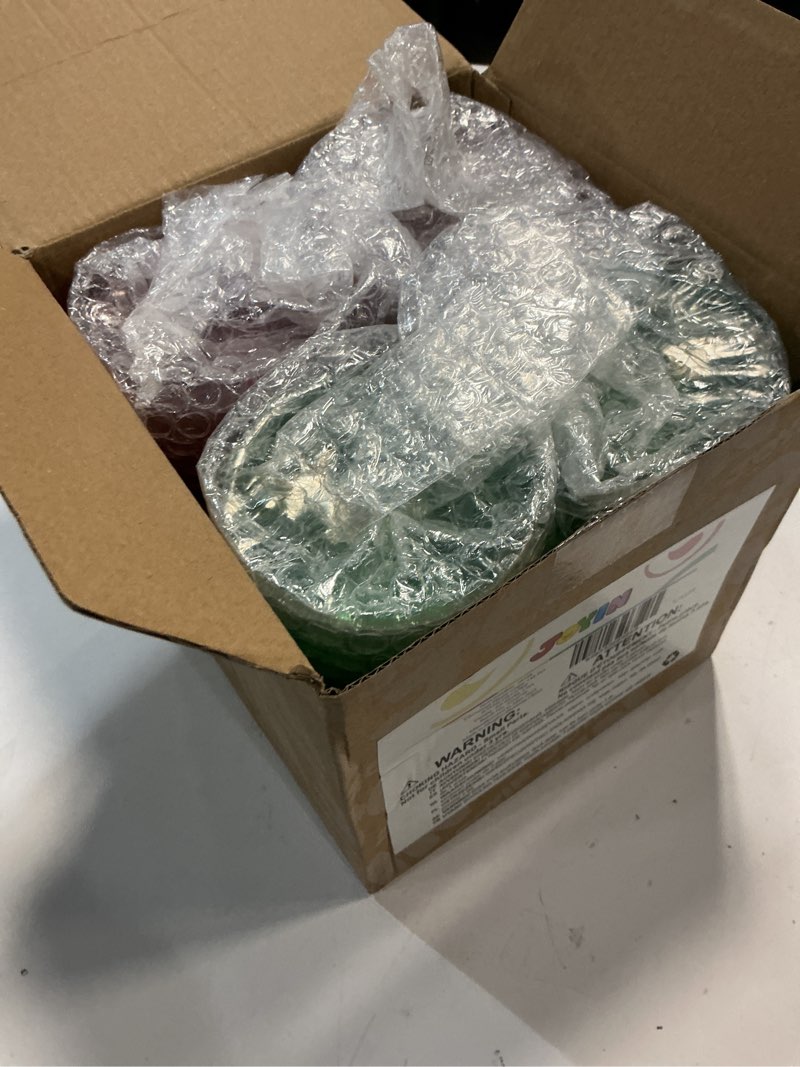 Condition photo showing New/Like New for JOYIN 144PCS Clear Disposable Plastic Cups, 9 OZ Christmas Red and Green Drinking Cup Bulk, Plastic Wine Glasses, Cold Drinking Beverage for Xmas, Holiday Tableware Party Supplies