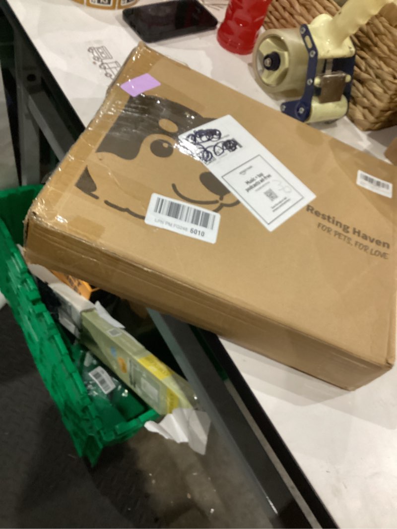 Condition photo showing Good Condition for Elevated Dog Bed Raised Outdoor Dog Cot for Large Dogs, Installation Requires No Tools, Frame with Washable Cooling Breathable Mesh Anti-Slip Feet, Indoor Pet Bed, Black, 43.3 Inches L-43.3"L×31.9"W×7.9"Th Black