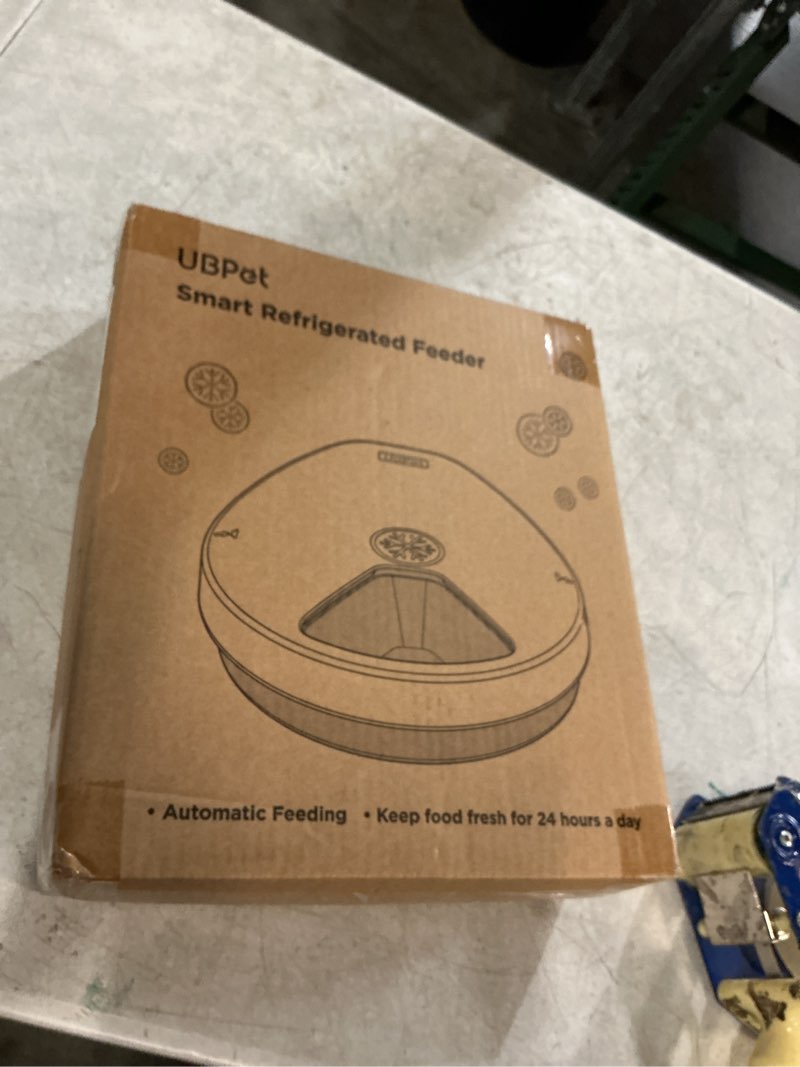Condition photo showing New/Like New for ubpet cat wet food automatic feeder with cooling, semiconductor refrigeration, with timer, 5 food compartments for 330g pet food each, premium meal plates, washable, for cats