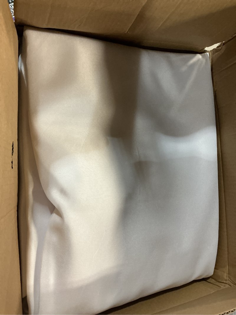 Condition photo showing Good Condition for fitable 6 pack white round tablecloths - 120 inches in diameter - stain resistant and washable table clothes, polyester fabric table covers for wedding, party, banquet, formal events white 120 in round, 6 pack