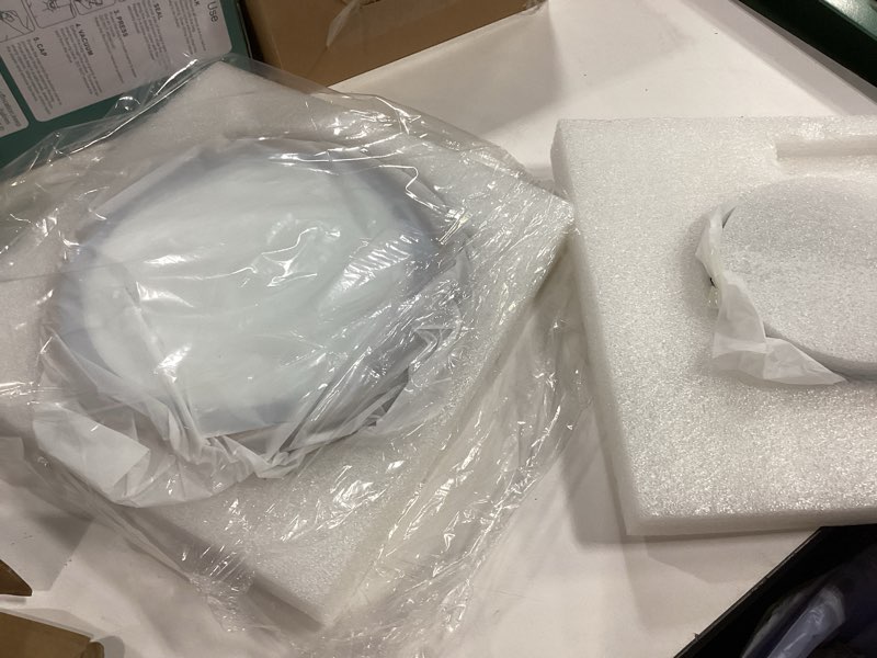 Condition photo showing New/Like New for Lighted Makeup Mirror, 5000 mAh Rechargeable Double Sided Magnifying Vanity Mirror with 3 Colors, 1x/20x, 360° Rotation , Brightness Adjustable lighted mirror with magnification, Antique Bronze