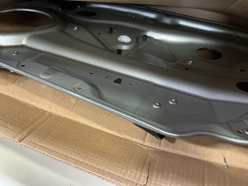 Condition photo showing New/Like New for newyall front right window glass regulator with panel for mercedes c230 08-09, c250 10-14, c300/c350/c63 amg 08-14, e250 14-16, e300 12-16, e350/e550/e63 amg 10-16, e400 13-16