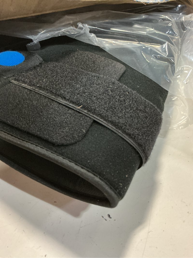 Condition photo showing Good Condition for united ortho air cam walker fracture boot liner, medium black medium