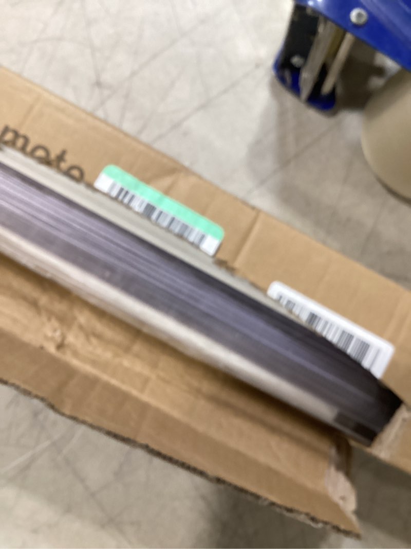 https://lotting-media.assets.bidfta.com/lotting_ff774b92-477c-438e-ab4e-68b1f4ca6e62