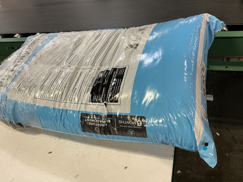 Condition photo showing Good Condition for member's mark potting mix planting soil, 55 quarts