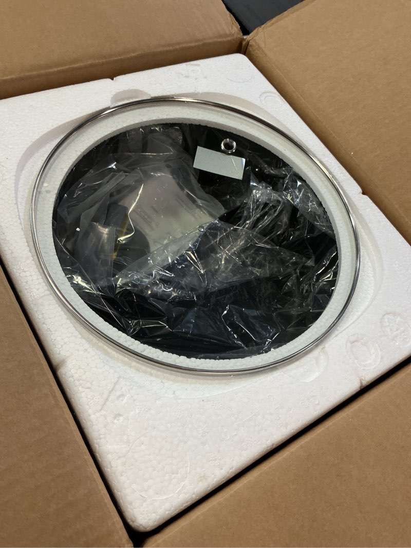 Condition photo showing Good Condition for dezin hot pot electric with divider, 6l double-flavor shabu shabu pot, dual sided removable non-stick hotpot pot electric, 3" depth chinese hot pot with multi-power control, 2 silicone ladles included grey
