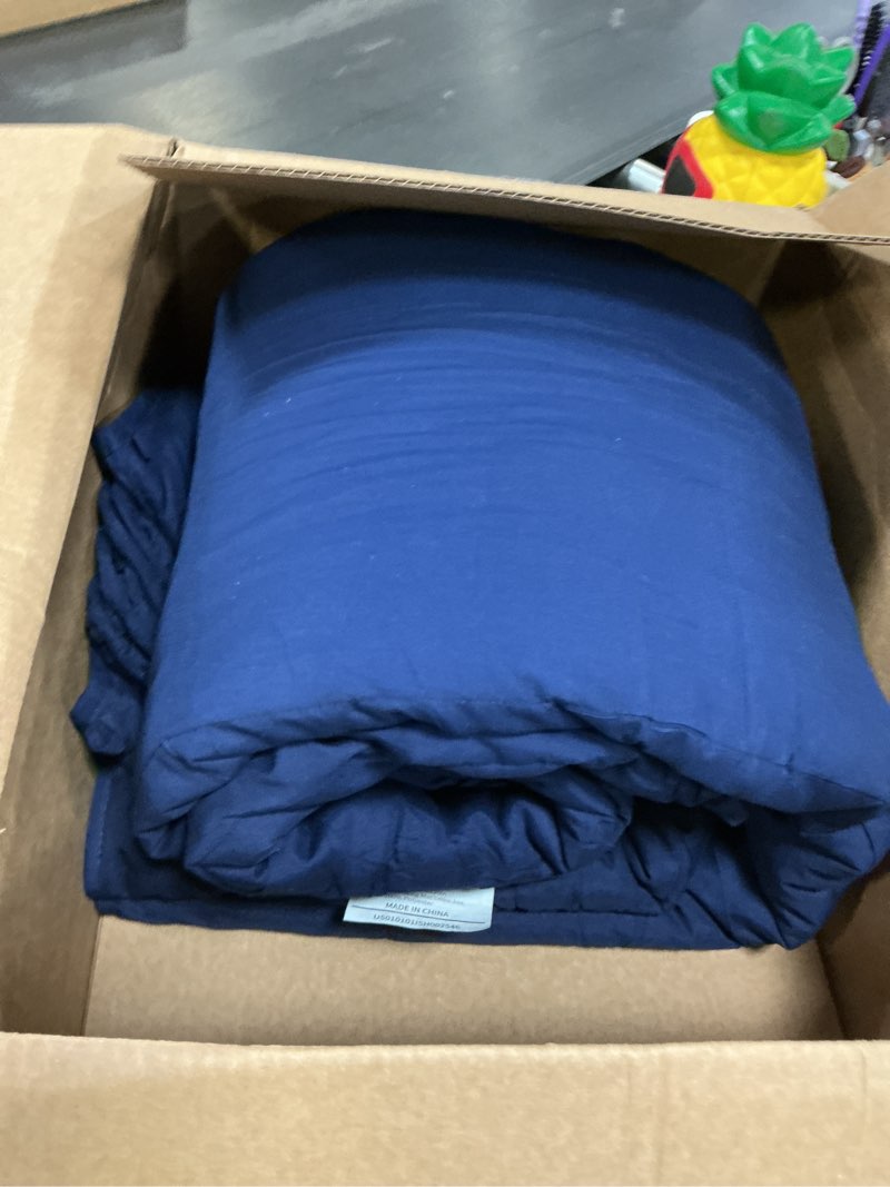 Condition photo showing As Is for HOMBYS Oversized King Comforter 120x120, Lightweight Quilted Down Alternative Duvet Insert for All S