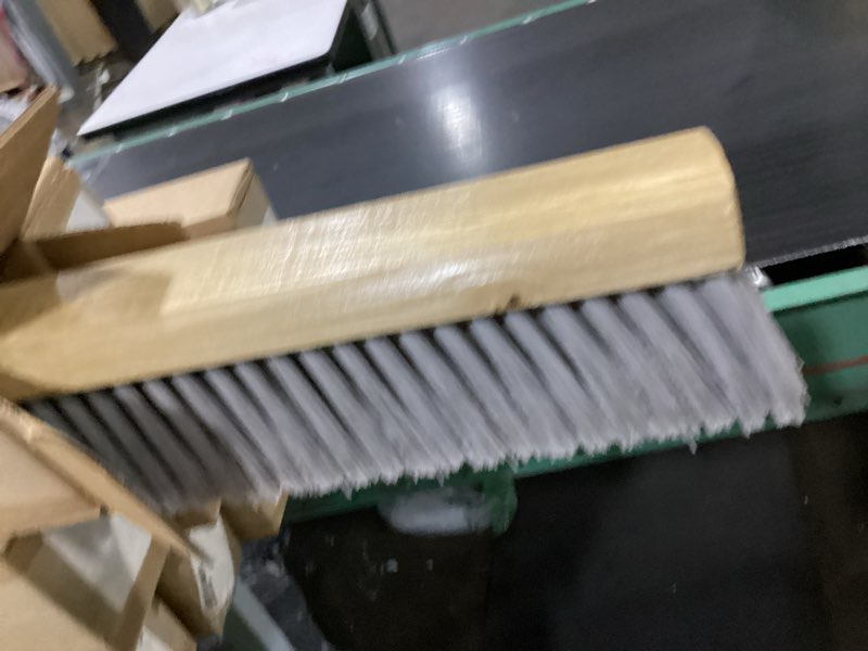 Condition photo showing Good Condition for 36" flagged plastic