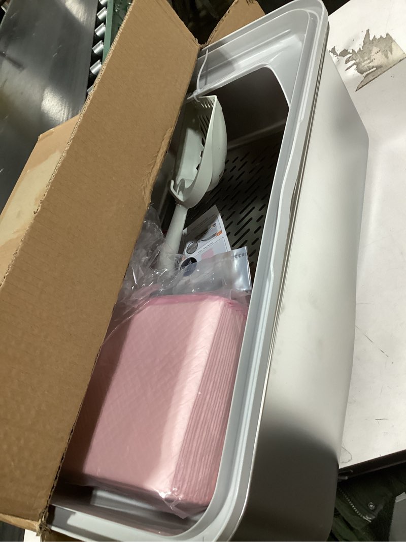 Condition photo showing Good Condition for Stainless Steel Sifting Litter Box, Sifting Cat Litter Boxes with Lid, Pellet Litter Box for Big Cat and Multi Cats with Scoop | High Sided, Anti-Urine Leakage, Non-Stick, Easy Cleaning XX-Large Silver Gray