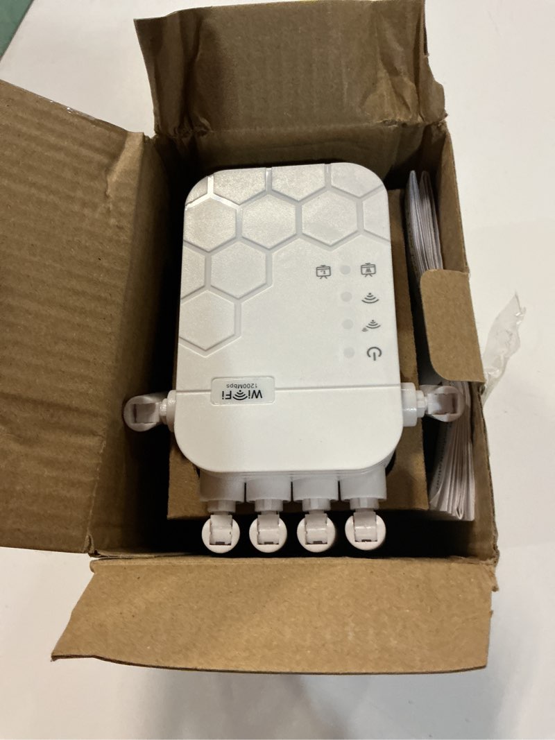 Condition photo showing Good Condition for 2026 1.2gbps wifi extender signal booster, up to 12880 sq. ft, dual band(5ghz/2.4ghz), easy setup wifi range extender for home with ethernet port, stable speed repeater with 100+ devices (white)