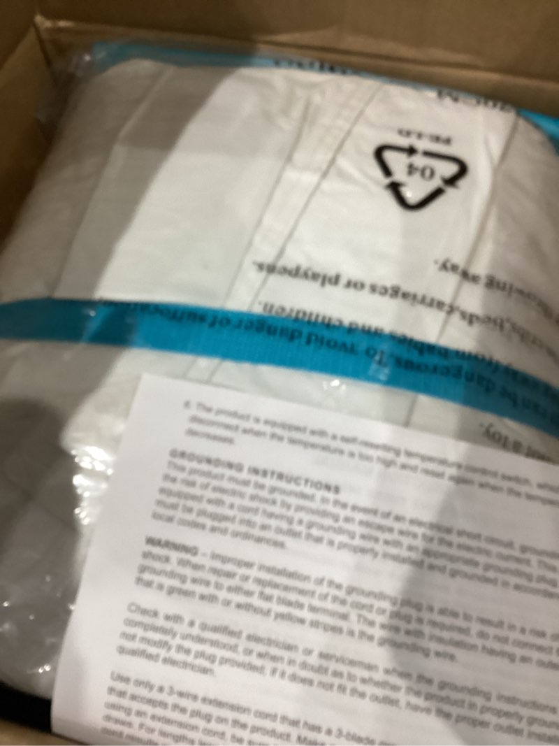 Condition photo showing As Is for White Bounce House with Slide, Indoor Bouncy House for Kids 3-6 w/Ball Pit, Bounce Area 6.5'x6.5', Capacity 300 lb