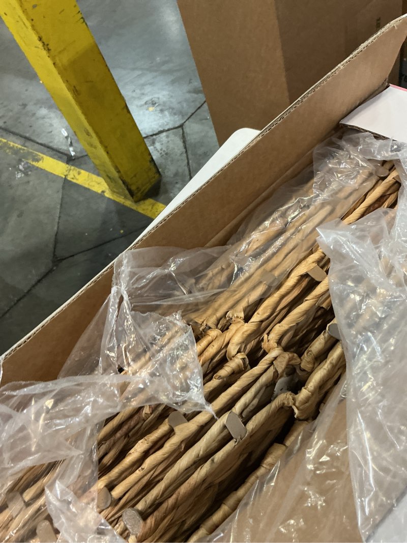 Condition photo showing Good Condition for Storage Baskets 11x11inch Cube Baskets 4 pcs Baskets,Foldable Handwoven Water Hyacinth Laundry Organizer,Cube Storage Baskets