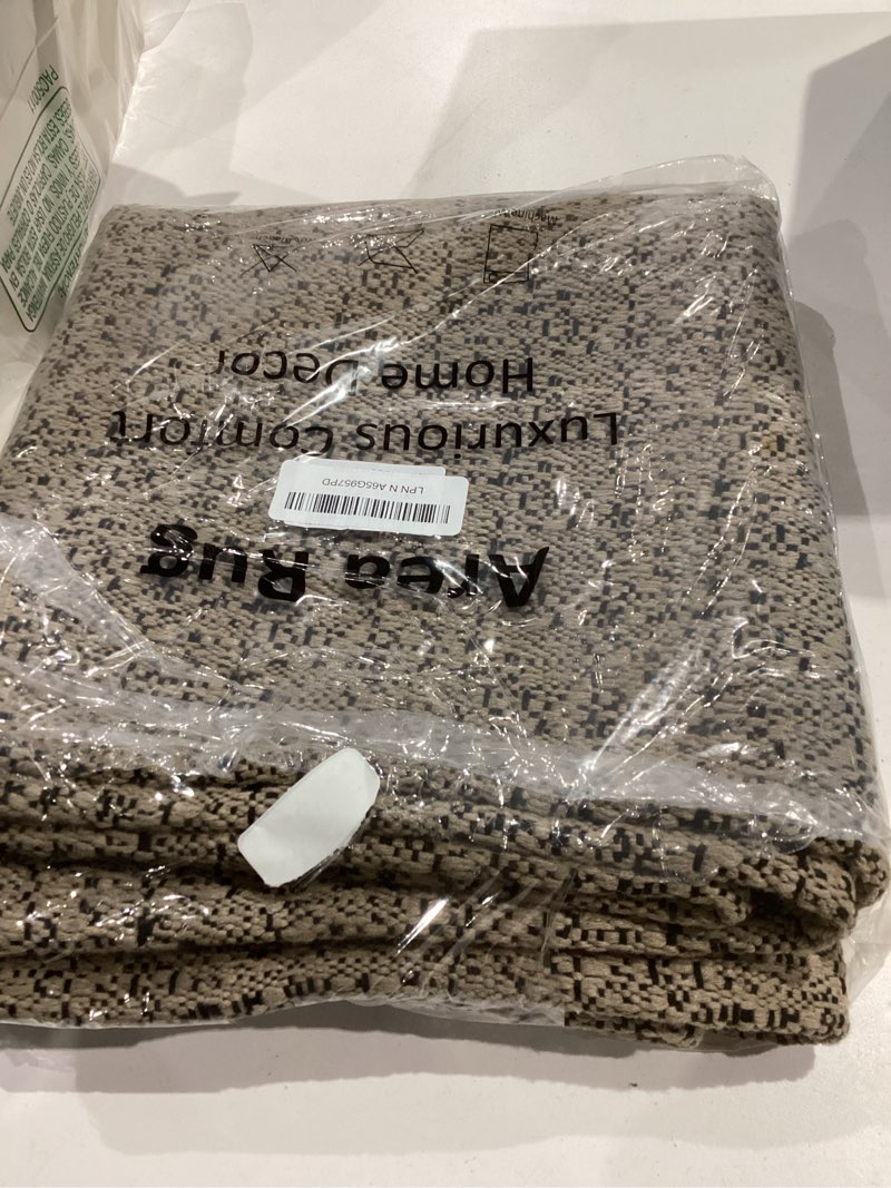 Condition photo showing Good Condition for Collive Runners for Hallway, 2x5 Non Slip Kitchen Runner Rug Boho Laundry Room Rug Washable, Black/Natural Farmhouse Entryway Rug Hand-Woven Cotton Carpet for Bedroom Bathroom Black/Natural 2'x5'(Rectangular)