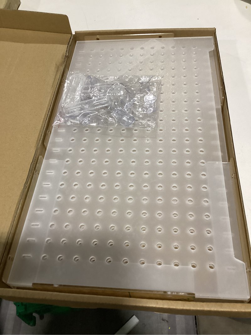 Condition photo showing New/Like New for acrylic fish tank divide75/125gallon tank divider,adjustment clear fish tank separator set with suction cups (75/125gallon)