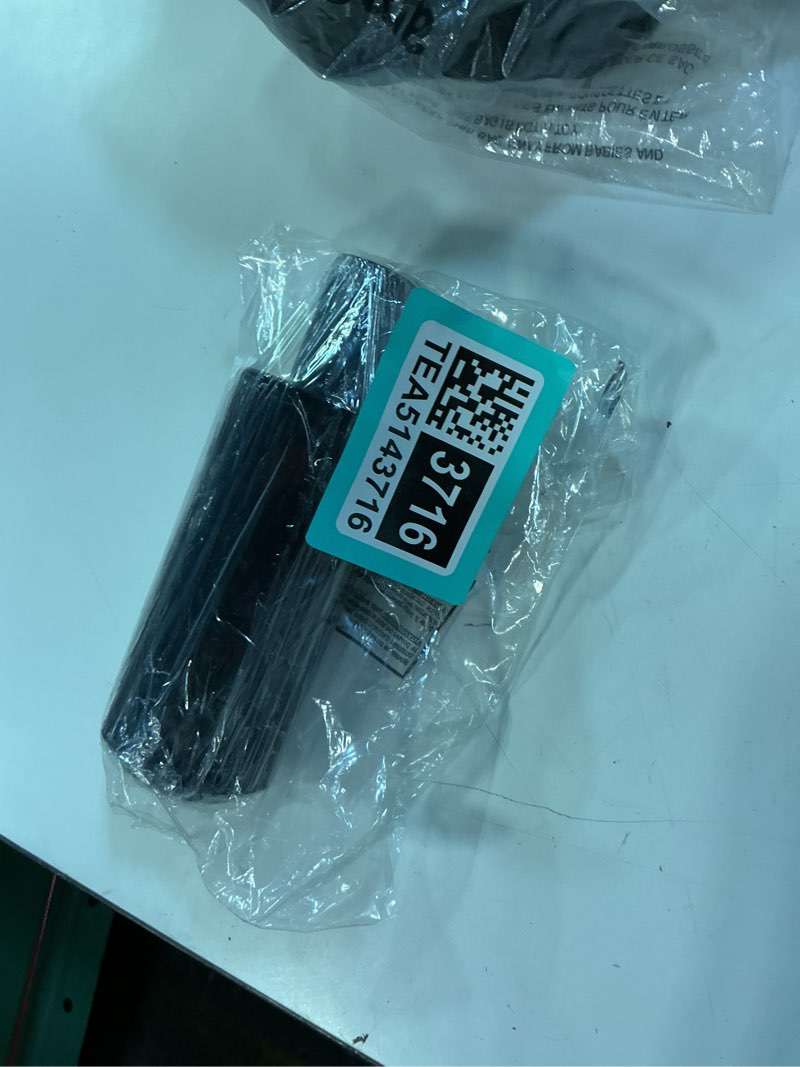 https://lotting-media.assets.bidfta.com/lotting_ffb3b317-c623-44e1-a69e-bbdc138fc385