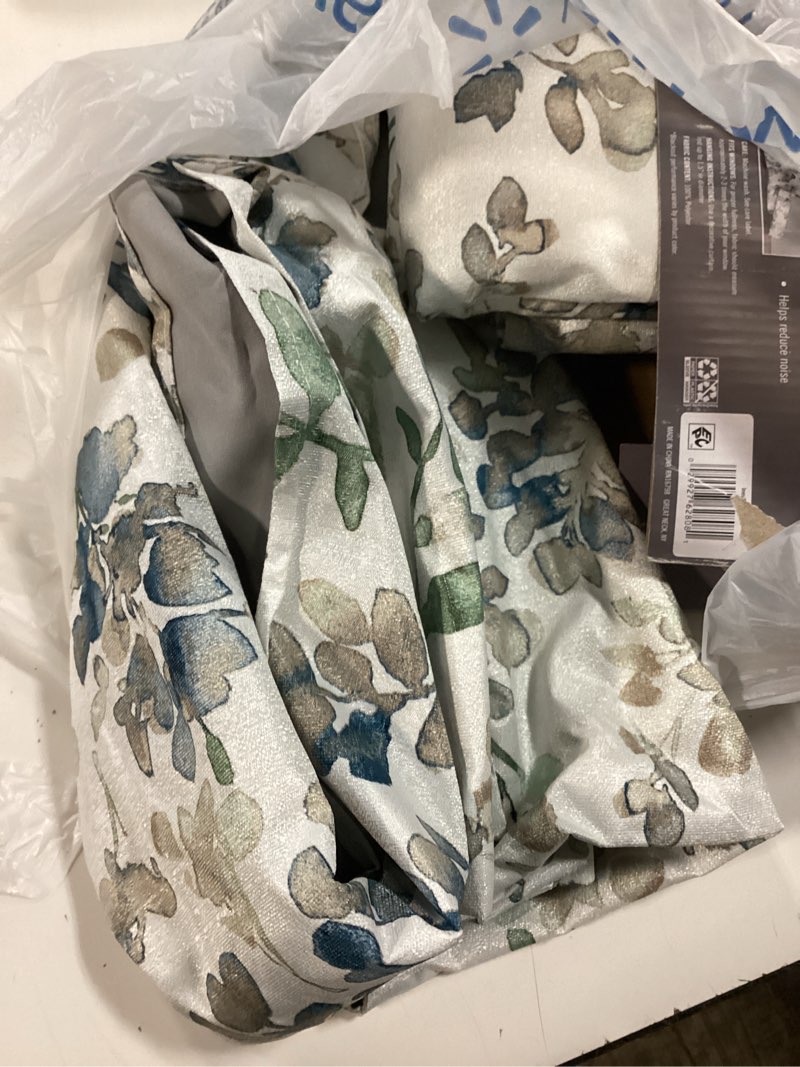Condition photo showing Good Condition for sun zero 2-pack arlo textured thermal insulated grommet curtain panel pair  blue/floral  40  w x 84  l