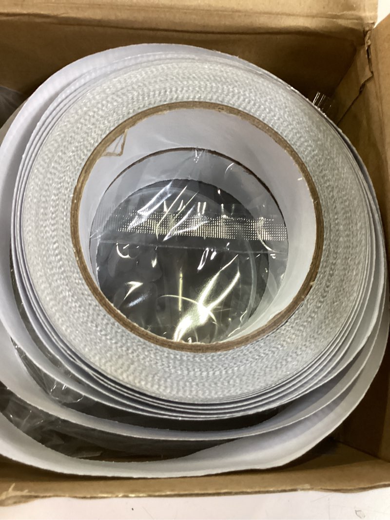 Condition photo showing Good Condition for fuyoooo 4 pack greenhouse tape set, 2 rolls 1" x 65.6ft vented tapes 2 rolls 1.18" x 65.6ft aluminum tapes, waterproof self adhesive, uv resistantheat resistant for greenhouse roofing outdoor repairs 4 aluminum + vented polycarbonate tape