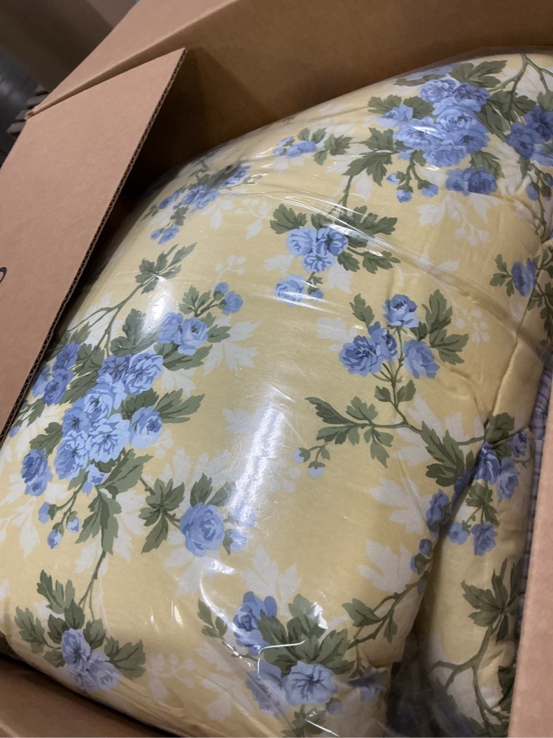 Condition photo showing Good Condition for laura ashley - queen comforter set, soft & reversible cotton bedding, medium weight for year round comfort, 7 piece bed set with matching pillowcases, euro shams & bonus throw pillows (cassidy yellow) cassidy yellow queen