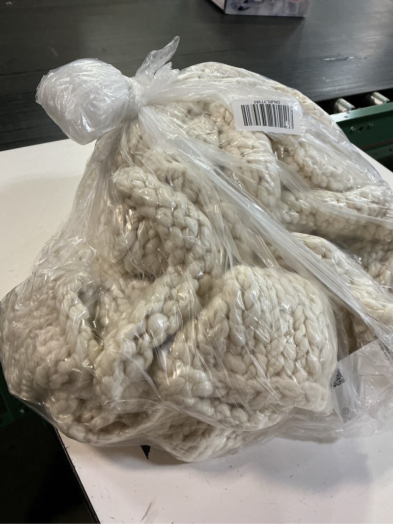 Condition photo showing Good Condition for chunky hand knit wool throw, 50x60, ivory