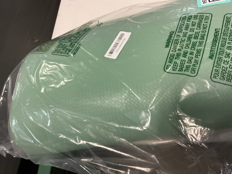 Condition photo showing Good Condition for AUTODECO Kitchen Mats and Rugs Set of 2 - Cushioned Anti-Fatigue Kitchen Rug for Floor Washable 17"x29" +17"x59", Light Green Lightgreen 17''x29''+17''x59''