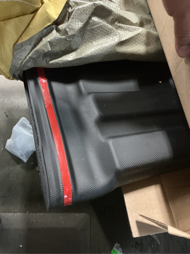 Condition photo showing Good Condition for tailgate mat compatible with 2024 2025 2026 ford ranger truck tailgate liner all weather protector tpe durable tailgate cover accessory 1pc-black for 2024-2026 ranger tailgate mat