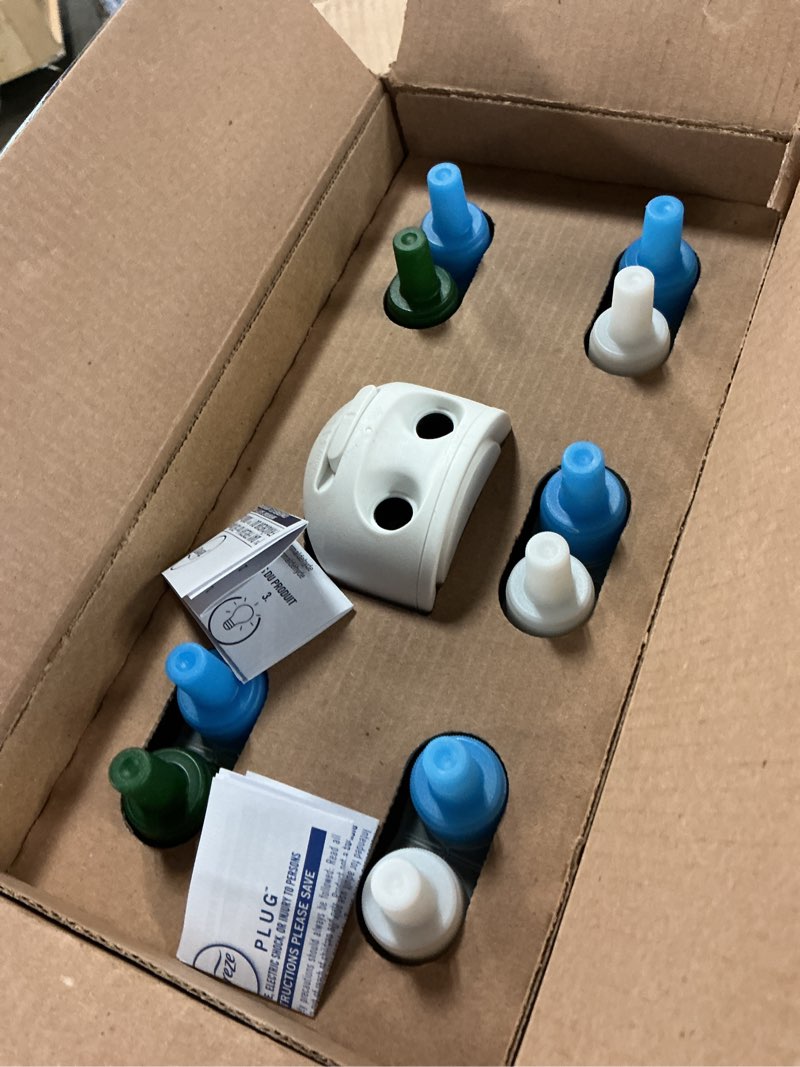 Condition photo showing New/Like New for febreze fade defy plug air freshener, linen & sky + gain original 1 warmer + 5 refills